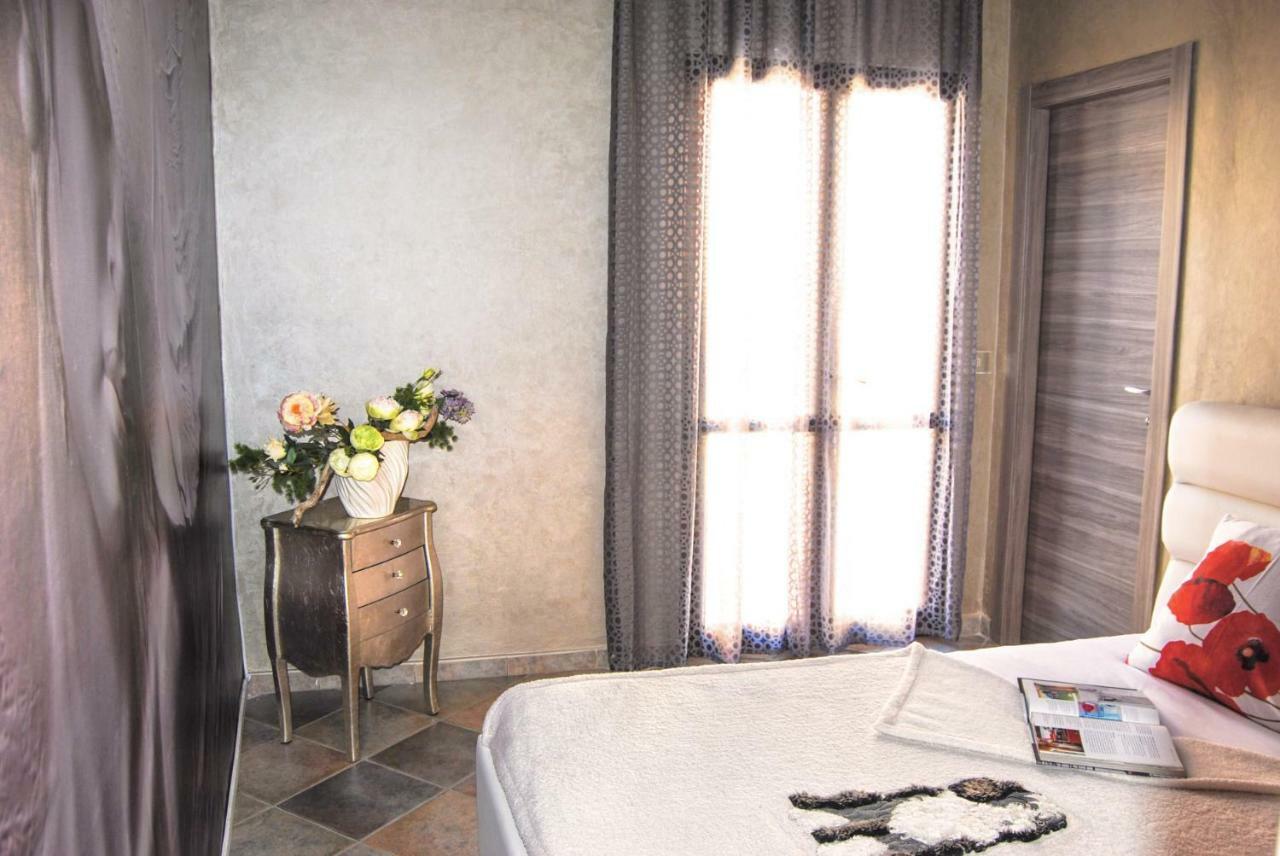 Bed and Breakfast Il Cortile Бра Экстерьер фото